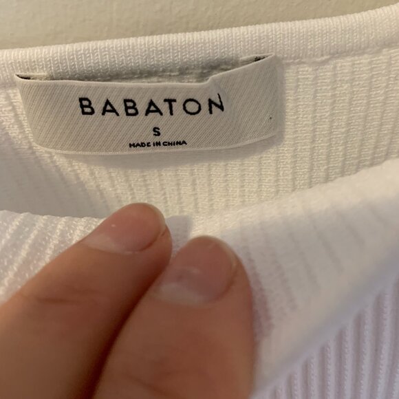 Aritzia Babaton cropped sculpt knit white top size S - Picture 6 of 7